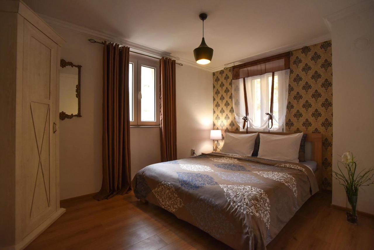Palm Square 2 Apartman Budva
