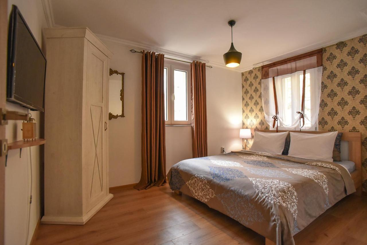 Palm Square 2 Apartman Budva